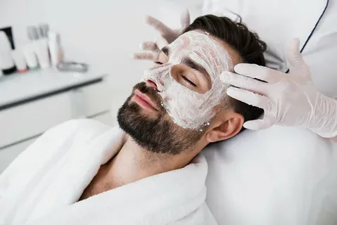 Erkek cilt bakımı — HydraFacial 12 aşamalı derin temizlik uygulaması